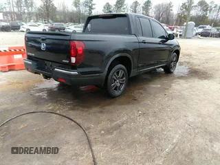 2019 Honda Ridgeline Sport z VIN 5FPYK3F16KB047298, wystawiony jako IAAI lot #41780241 z przebiegiem 43 652 mil mil oraz . Historia ofert i sprzedaży dostępna na DreamBid. Obrazek 4.