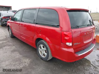2012 Dodge Grand Caravan SXT with VIN 2C4RDGCG3CR408077, listed as a IAAI auction lot 41532827 with 170,716 mi miles. Bid and sale history available at carsss.com. Image 3.