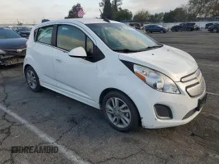 2016 Chevrolet Spark EV LT with VIN KL8CL6S01GC595432, listed as a Copart auction lot 86448444 with 32,854 mi miles and Clean Title. Bid and sale history available at carsss.com. Image 4.