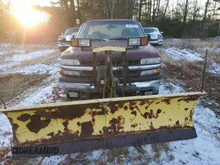 2000 Chevrolet Silverado 1500 with VIN 1GCEK14VXYE402067, listed as a Copart auction lot 85978574 with 185,618 mi miles and Non Repairable. Bid and sale history available at carsss.com. Image 5.