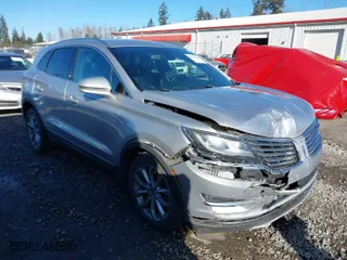 2015 Lincoln MKC with VIN 5LMCJ2A92FUJ32187, listed as a IAAI auction lot 41571438 with NaN miles. Bid and sale history available at carsss.com. Image 13.