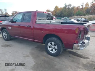 2017 Ram 1500 SLT z VIN 1C6RR6GG8HS747159, wystawiony jako IAAI lot #40783594 z przebiegiem 184 719 mil mil oraz . Historia ofert i sprzedaży dostępna na DreamBid. Obrazek 3.