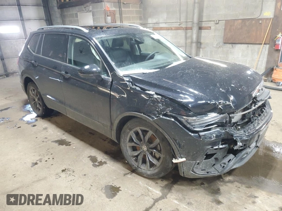 2023 Volkswagen Tiguan SE with VIN 3VVMB7AX0PM074835, listed as a Copart auction lot 44684735 with 18,481 mi miles and Salvage Title. Bid and sale history available at DreamBid. Image 4.