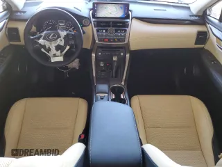 2021 Lexus NX 300 z VIN JTJGARBZ9M5035833, wystawiony jako Copart lot #61602995 z przebiegiem 38 746 mil mil oraz Szkoda całkowita • Salvage title. Historia ofert i sprzedaży dostępna na DreamBid. Obrazek 8.