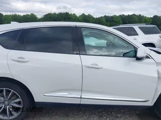 2020 Acura RDX Advance with VIN 5J8TC2H79LL033018, listed as a IAAI auction lot 42331295 with 53,015 mi miles and . Bid and sale history available at DreamBid. Image 13.