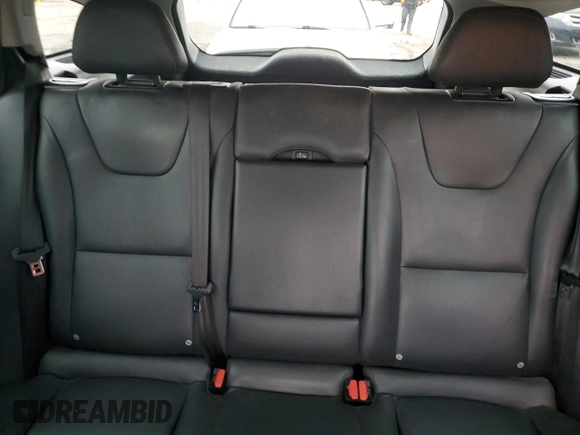 2015 Volvo V60 T5 z VIN YV4612HK7F1000537, wystawiony jako Copart lot #84033744 z przebiegiem 76 563 mil mil oraz Szkoda całkowita • Salvage title. Historia ofert i sprzedaży dostępna na DreamBid. Obrazek 10.