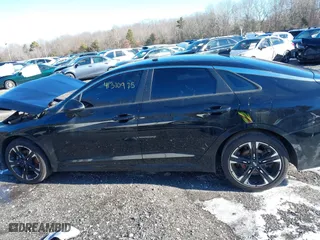 2021 Kia K5 GT-Line with VIN 5XXG64J28MG016827, listed as a IAAI auction lot 41310975 with 68,171 mi miles. Bid and sale history available at carsss.com. Image 15.