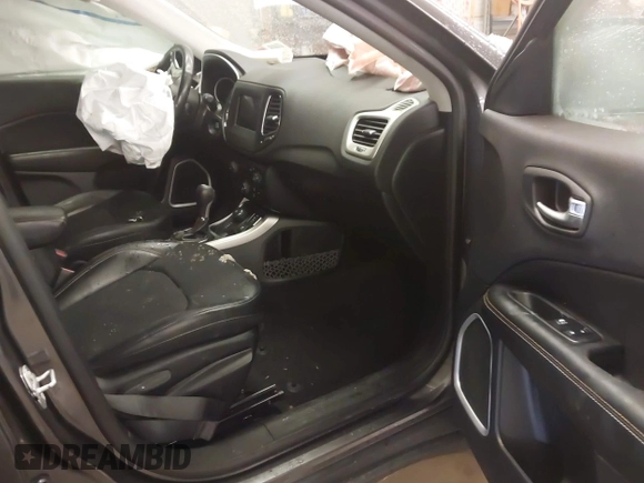 2018 Jeep Compass Altitude with VIN 3C4NJDBB6JT187581, listed as a IAAI auction lot 41542689 with 126,147 mi miles and . Bid and sale history available at carsss.com. Image 5.