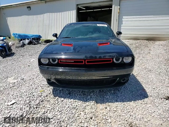 2017 Dodge Challenger SXT z VIN 2C3CDZAG7HH658606, wystawiony jako Copart lot #52131045 z przebiegiem 100 223 mil mil oraz Szkoda całkowita • Salvage title. Historia ofert i sprzedaży dostępna na DreamBid. Obrazek 13.