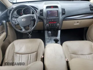 2012 Kia Sorento EX z VIN 5XYKU4A26CG252144, wystawiony jako Copart lot #56290995 z przebiegiem 220 802 mil mil oraz Szkoda całkowita • Salvage title. Historia ofert i sprzedaży dostępna na DreamBid. Obrazek 8.