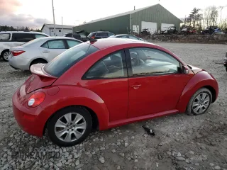2008 Volkswagen New Beetle Coupe S with VIN 3VWRG31C48M517157, listed as a Copart auction lot 80142794 with 126,366 mi miles and Salvage Title. Bid and sale history available at carsss.com. Image 3.