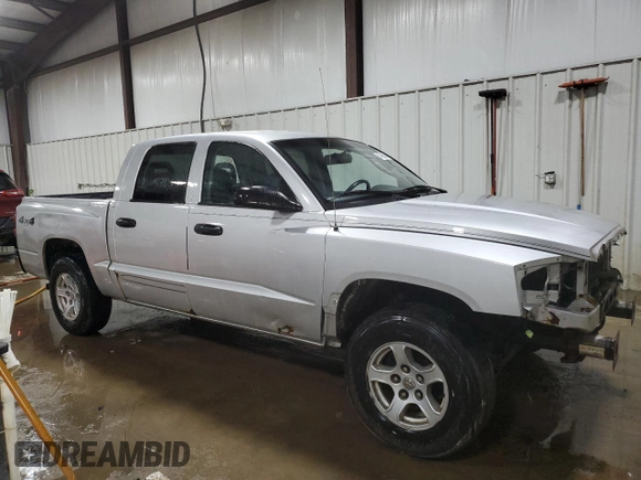 2006 Dodge Dakota SLT with VIN 1D7HW48K16S710932, listed as a Copart auction lot 47996455 with 221,677 mi miles and Salvage Title. Bid and sale history available at carsss.com. Image 4.