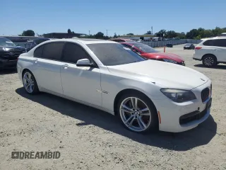 2012 BMW 7 Series 750Li with VIN WBAKB8C50CDX21017, listed as a Copart auction lot 61615935 with 110,600 mi miles and Clean title. Bid and sale history available at DreamBid. Image 4.