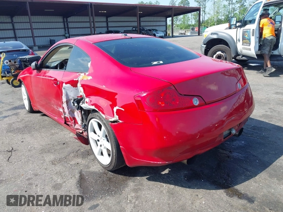 2005 Infiniti G35 Coupe with VIN JNKCV54E25M400142, listed as a IAAI auction lot 41937062 with 135,522 mi miles. Bid and sale history available at carsss.com. Image 3.