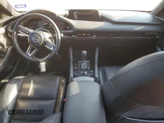2019 Mazda Mazda3 Hatchback w/Premium Pkg with VIN JM1BPBNM9K1124082, listed as a Copart auction lot 71441054 with 39,578 mi miles and Salvage Title. Bid and sale history available at carsss.com. Image 8.