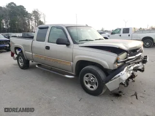 2003 Chevrolet Silverado 1500 LT with VIN 2GCEK19T731139795, listed as a Copart auction lot 49025065 with 230,619 mi miles and Salvage Title. Bid and sale history available at carsss.com. Image 4.
