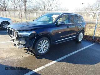 2017 Volvo XC90 Inscription with VIN YV4A22PL7H1142570, listed as a IAAI auction lot 41173079 with 165,647 mi miles. Bid and sale history available at carsss.com. Image 17.