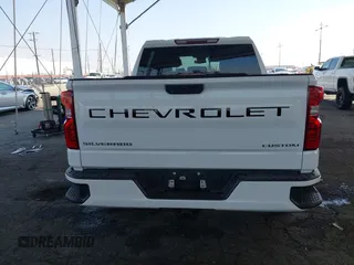 2022 Chevrolet Silverado 1500 Custom with VIN 3GCPDBEK5NG562651, listed as a IAAI auction lot 41539993 with 28,952 mi miles. Bid and sale history available at carsss.com. Image 17.