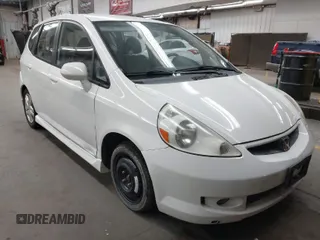 2007 Honda Fit Sport with VIN JHMGD38677S028159, listed as a IAAI auction lot 41960438 with 164,212 mi miles. Bid and sale history available at carsss.com. Image 1.