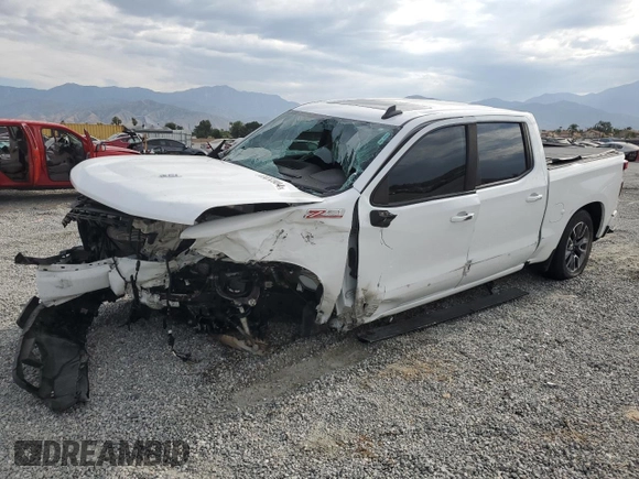 2021 Chevrolet Silverado 1500 RST with VIN 3GCUYEEL1MG364522, listed as a Copart auction lot 65653904 with 52,010 mi miles and Salvage Title. Bid and sale history available at carsss.com. Image 1.