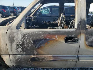2006 Chevrolet Silverado 1500 LS with VIN 2GCEK13V361268910, listed as a Copart auction lot 49885805 with 0 mi miles and Non Repairable. Bid and sale history available at carsss.com. Image 7.