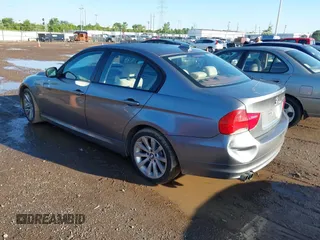 2011 BMW 3 Series 328i xDrive with VIN WBAPK5G57BNN30833, listed as a IAAI auction lot 42632292 with 157,153 mi miles and . Bid and sale history available at DreamBid. Image 3.