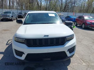 2024 Jeep Grand Cherokee Limited with VIN 1C4RJHBG5R8600766, listed as a IAAI auction lot 42110938 with 13,188 mi miles and . Bid and sale history available at DreamBid. Image 12.