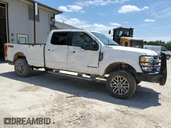 2017 Ford F-350 Platinum z VIN 1FT8W3BT7HED15922, wystawiony jako Copart lot #57836685 z przebiegiem 207 343 mil mil oraz Szkoda całkowita • Salvage title. Historia ofert i sprzedaży dostępna na DreamBid. Obrazek 4.