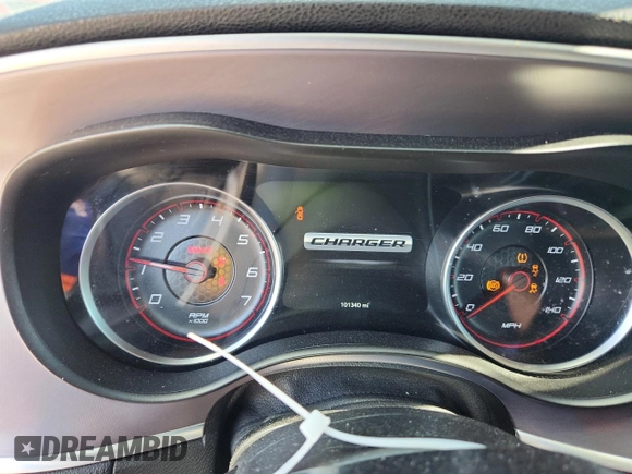 2019 Dodge Charger SXT with VIN 2C3CDXBG6KH703030, listed as a Copart auction lot 62651755 with 101,340 mi miles and Clean title. Bid and sale history available at DreamBid. Image 9.