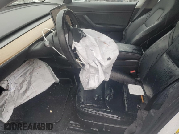 2020 Tesla Model 3 Performance z VIN 5YJ3E1EC9LF784594, wystawiony jako Copart lot #56179955 z przebiegiem 97 419 mil mil oraz Szkoda całkowita • Salvage title. Historia ofert i sprzedaży dostępna na DreamBid. Obrazek 7.