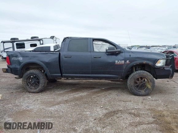 2018 Ram 2500 Tradesman with VIN 3C6UR5CL8JG359174, listed as a IAAI auction lot 41944466 with 108,229 mi miles and . Bid and sale history available at DreamBid. Image 13.