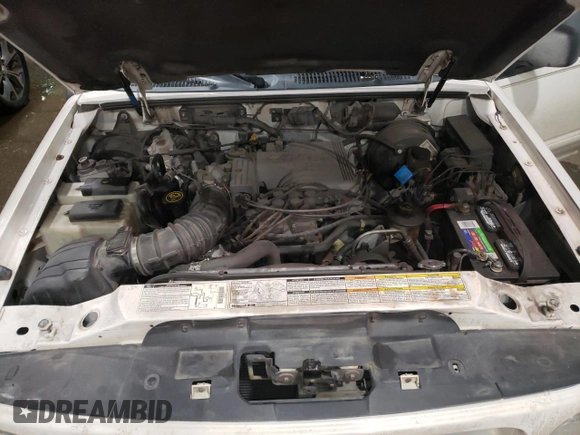 2001 Ford Explorer z VIN 1FMDU85P81ZA00346, wystawiony jako Copart lot #45863385 z przebiegiem 212 494 mil mil oraz Nie do naprawy • Non repairable. Historia ofert i sprzedaży dostępna na DreamBid. Obrazek 12.