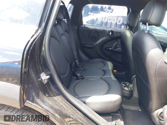 2016 MINI Countryman S with VIN WMWZC3C58GWT08660, listed as a IAAI auction lot 42407283 with 66,588 mi miles and . Bid and sale history available at DreamBid. Image 8.