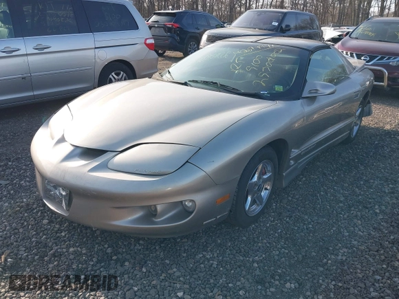 2000 Pontiac Firebird Firebird z VIN 2G2FS22K3Y2172035, wystawiony jako IAAI lot #42079941 z przebiegiem Nie podano mil oraz . Historia ofert i sprzedaży dostępna na DreamBid. Obrazek 2.