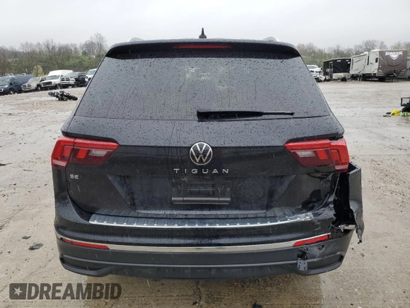 2023 Volkswagen Tiguan SE z VIN 3VVNB7AX0PM100371, wystawiony jako Copart lot #51858375 z przebiegiem 46 940 mil mil oraz Szkoda całkowita • Salvage title. Historia ofert i sprzedaży dostępna na DreamBid. Obrazek 6.
