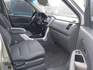 2007 Honda Pilot LX with VIN 2HKYF18157H530370, listed as a IAAI auction lot 41967033 with 214,590 mi miles and . Bid and sale history available at DreamBid. Image 5.