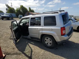 2014 Jeep Patriot Sport с VIN 1C4NJPBA9ED545082, выставлен на аукционе Copart как лот 56802345 с пробегом Не указан миль и Списание • Salvage title. История ставок и продаж доступна на DreamBid. Изображение 2.