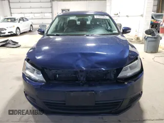 2011 Volkswagen Jetta Sedan SE PZEV with VIN 3VWDZ7AJ1BM097455, listed as a Copart auction lot 51992845 with 177,439 mi miles and Salvage Title. Bid and sale history available at carsss.com. Image 5.