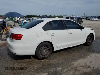 2011 Volkswagen Jetta SE with VIN 3VWDX7AJ3BM304305, listed as a Copart auction lot 58448385 with 178,638 mi miles and Salvage title. Bid and sale history available at DreamBid. Image 3.