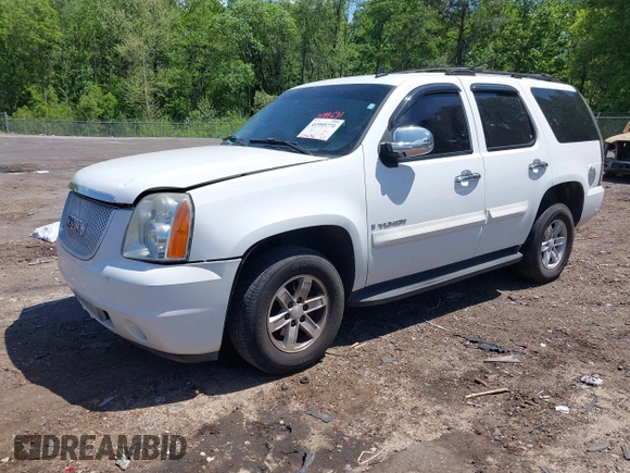 2007 GMC Yukon SLE w/3SA with VIN 1GKFC13C77R301193, listed as a IAAI auction lot 41995771 with 274,631 mi miles. Bid and sale history available at carsss.com. Image 2.