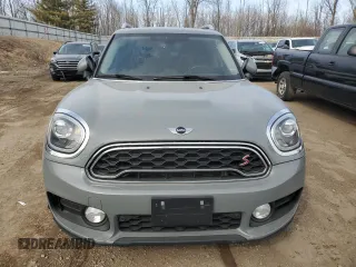 2018 MINI Countryman Cooper S with VIN WMZYT5C31J3E60896, listed as a Copart auction lot 48239805 with 110,260 mi miles and Clean title. Bid and sale history available at DreamBid. Image 5.