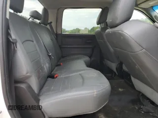 2018 Ram 2500 Tradesman z VIN 3C6TR5HTXJG411392, wystawiony jako Copart lot #65547024 z przebiegiem 136 732 mil mil oraz Szkoda całkowita • Salvage title. Historia ofert i sprzedaży dostępna na DreamBid. Obrazek 10.