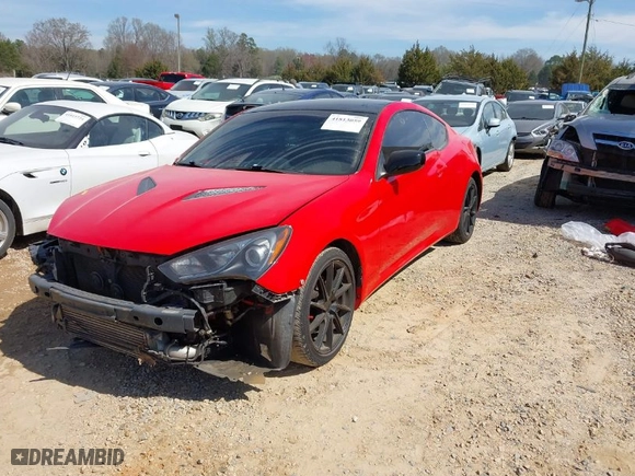 2013 Hyundai Genesis Coupe 2.0T R-Spec with VIN KMHHT6KD5DU097915, listed as a IAAI auction lot 41813059 with 150,393 mi miles. Bid and sale history available at carsss.com. Image 2.