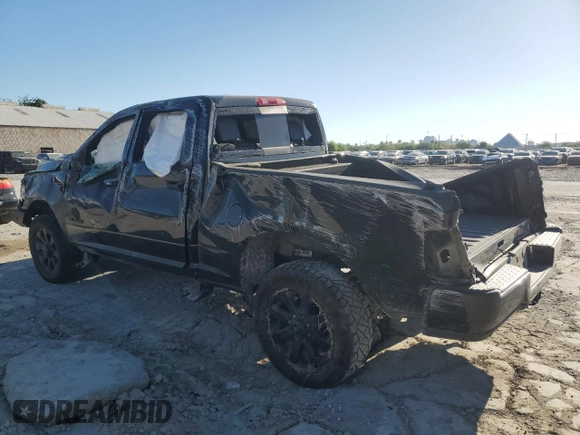 2023 Ram 2500 Laramie z VIN 3C6UR5FLXPG618137, wystawiony jako Copart lot #51846005 z przebiegiem Nie podano mil oraz Szkoda całkowita • Salvage title. Historia ofert i sprzedaży dostępna na DreamBid. Obrazek 2.