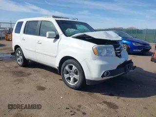 2012 Honda Pilot EX-L with VIN 5FNYF4H56CB021904, listed as a IAAI auction lot 41798179 with 190,617 mi miles and . Bid and sale history available at carsss.com. Image 1.