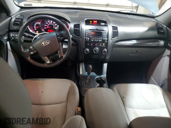 2011 Kia Sorento LX with VIN 5XYKTCA19BG023976, listed as a Copart auction lot 50568725 with 189,568 mi miles and Clean Title. Bid and sale history available at DreamBid. Image 8.