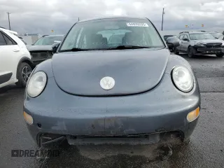 2004 Volkswagen New Beetle Coupe GLS with VIN 3VWCK31C94M407073, listed as a Copart auction lot 44020205 with 120,910 mi miles and Salvage Title. Bid and sale history available at carsss.com. Image 5.