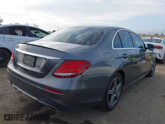 2018 Mercedes-Benz E-Class E 300 with VIN WDDZF4JB5JA384193, listed as a IAAI auction lot 41891157 with 73,405 mi miles. Bid and sale history available at carsss.com. Image 4.