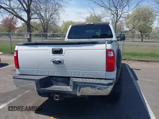 2015 Ford F-250 Lariat с VIN 1FT7W2B64FEA92090, выставлен на аукционе IAAI как лот 42070356 с пробегом 111 416 миль миль и . История ставок и продаж доступна на DreamBid. Изображение 16.