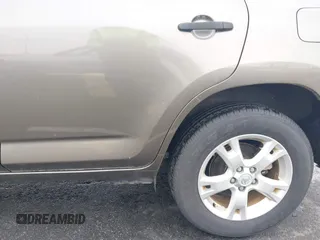 2009 Toyota RAV4 with VIN JTMBK33V99D008325, listed as a IAAI auction lot 41929170 with 108,916 mi miles. Bid and sale history available at carsss.com. Image 13.